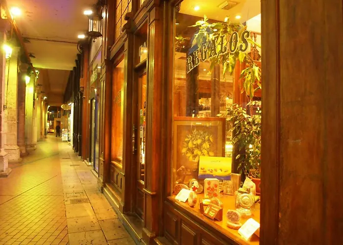 Catedral アパート *